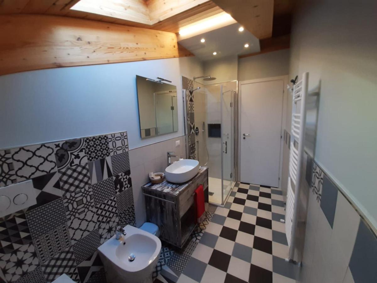 Loft 29 Mansardato Con Ampio Terrazzo Bussoleno Eksteriør billede