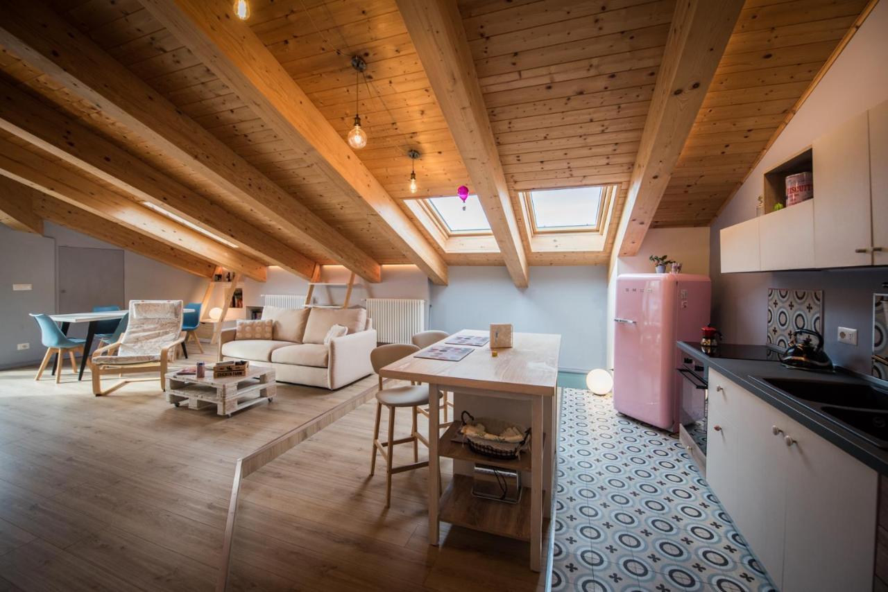Loft 29 Mansardato Con Ampio Terrazzo Bussoleno Eksteriør billede