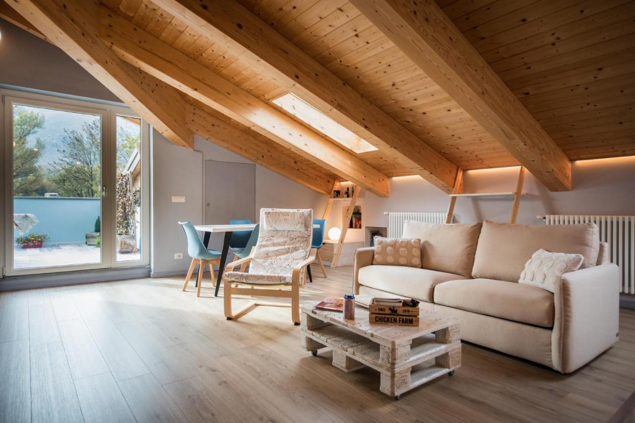 Loft 29 Mansardato Con Ampio Terrazzo Bussoleno Eksteriør billede